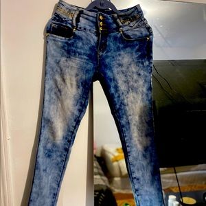 Colombian jeans butt up